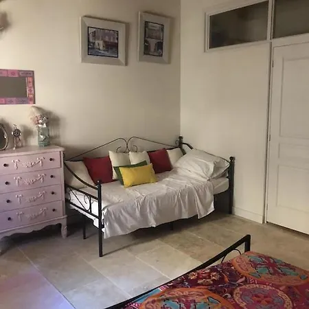 Maison D'izzy, With Private Swimming Pool And Outdoor Kitchen 别墅