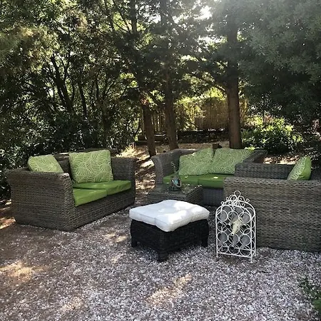 Maison D'izzy, With Private Swimming Pool And Outdoor Kitchen